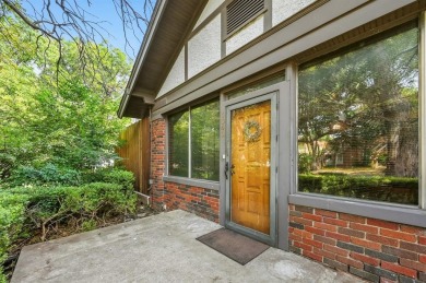 Amazing and rare opportunity to remodel your dream home in on Stevens Park Golf Course in Texas - for sale on GolfHomes.com, golf home, golf lot