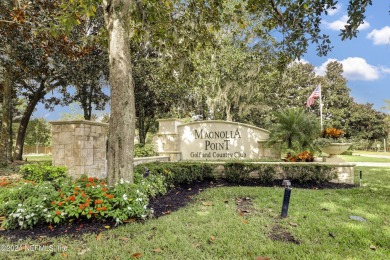 ** IN GROUND POOL ** GATED COMMUNITY ** BUILT IN GENERATOR **
 on Magnolia Point Golf and Country Club in Florida - for sale on GolfHomes.com, golf home, golf lot