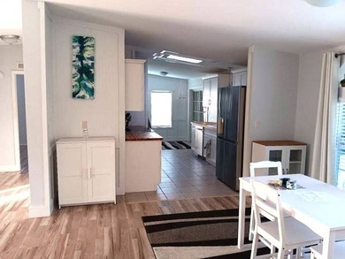 Discover carefree living in this beautiful 2-bedroom, 2-bath on Four Lakes Golf Club in Florida - for sale on GolfHomes.com, golf home, golf lot