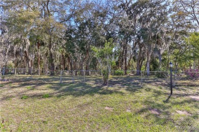 This spacious 3-bedroom 2-bath home is located in the heart of on Plantation Inn and Golf Resort  in Florida - for sale on GolfHomes.com, golf home, golf lot