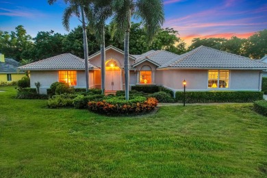 4 Bedroom, 3 bath home with private courtyard pool located in on Pine Tree Golf Club in Florida - for sale on GolfHomes.com, golf home, golf lot