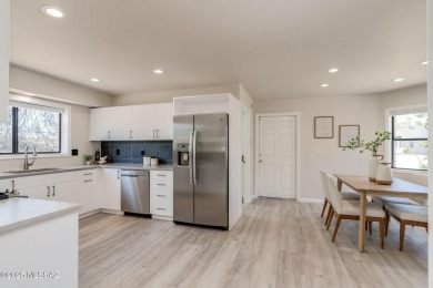 Rarely on the market!!  This OV Country Club Townhome has been on Oro Valley Country Club in Arizona - for sale on GolfHomes.com, golf home, golf lot
