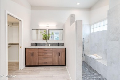 Rarely on the market!!  This OV Country Club Townhome has been on Oro Valley Country Club in Arizona - for sale on GolfHomes.com, golf home, golf lot