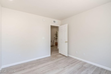 Rarely on the market!!  This OV Country Club Townhome has been on Oro Valley Country Club in Arizona - for sale on GolfHomes.com, golf home, golf lot
