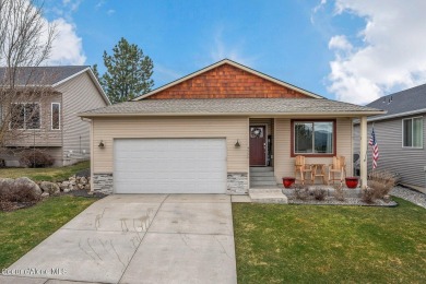 This home includes 2 DEEDED GOLF MEMBERSHIPS for as long as you on Prairie Falls Golf Club in Idaho - for sale on GolfHomes.com, golf home, golf lot