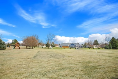 Step off the Moccasin Creek Golf course and into your new home on Moccasin Creek Country Club in South Dakota - for sale on GolfHomes.com, golf home, golf lot