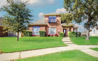 Charming 4-Bedroom Home in Stewart Peninsula. Nestled in the on Stewart Peninsula Golf Course in Texas - for sale on GolfHomes.com, golf home, golf lot