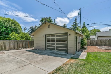 Updated Old East Medford with a huge yard, finished shop, and on Rogue Valley Country Club in Oregon - for sale on GolfHomes.com, golf home, golf lot