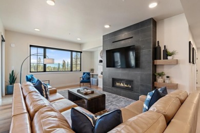 Spacious 3 bed/2 bath Condo! This turnkey, 1470 sq ft, unit is a on Osprey Meadows at Tamarack Resort in Idaho - for sale on GolfHomes.com, golf home, golf lot