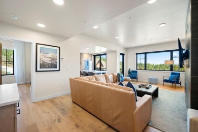 Spacious 3 bed/2 bath Condo! This turnkey, 1470 sq ft, unit is a on Osprey Meadows at Tamarack Resort in Idaho - for sale on GolfHomes.com, golf home, golf lot