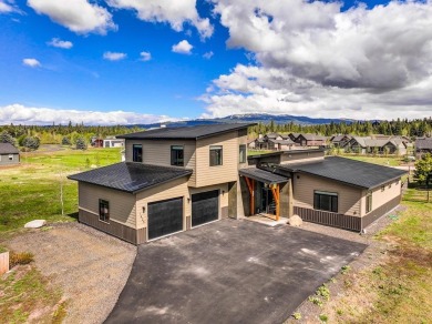 Welcome to your dream retreat-situated just minutes from Payette on McCall Municipal Golf Course in Idaho - for sale on GolfHomes.com, golf home, golf lot