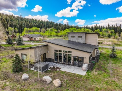 Welcome to your dream retreat-situated just minutes from Payette on McCall Municipal Golf Course in Idaho - for sale on GolfHomes.com, golf home, golf lot