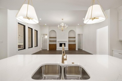 This inviting home is located a 219 Arlington Park Terrace in on Hot Springs Golf and Country Club in Arkansas - for sale on GolfHomes.com, golf home, golf lot