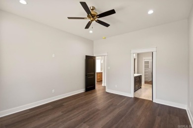 This inviting home is located a 219 Arlington Park Terrace in on Hot Springs Golf and Country Club in Arkansas - for sale on GolfHomes.com, golf home, golf lot