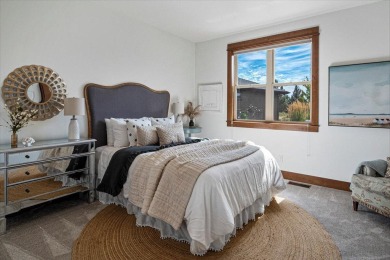 Discover unparalleled  resort style living in this exquisite on Eagle Crest Golf Resort - Ridge Course in Oregon - for sale on GolfHomes.com, golf home, golf lot
