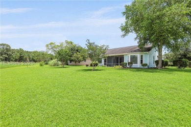 Impeccably maintained, this Hamilton Jefferson model offers on Okatie Creek Golf Club in South Carolina - for sale on GolfHomes.com, golf home, golf lot