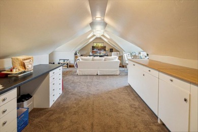 Discover unparalleled  resort style living in this exquisite on Eagle Crest Golf Resort - Ridge Course in Oregon - for sale on GolfHomes.com, golf home, golf lot