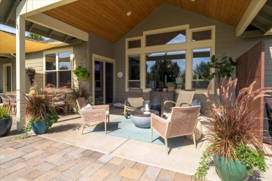 Discover unparalleled  resort style living in this exquisite on Eagle Crest Golf Resort - Ridge Course in Oregon - for sale on GolfHomes.com, golf home, golf lot