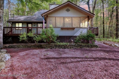 Discover the perfect blend of comfort and charm in this on Lake Naomi Timber Trails Golf Club in Pennsylvania - for sale on GolfHomes.com, golf home, golf lot