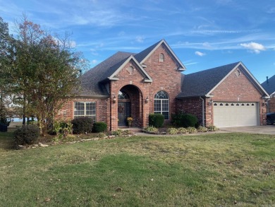 This home in Country Club of Arkansas is located on the 18th on The Country Club of Arkansas in Arkansas - for sale on GolfHomes.com, golf home, golf lot