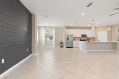 Live Where You Play! This gorgeous 2nd floor coach home in the on Myakka Pines Golf Club in Florida - for sale on GolfHomes.com, golf home, golf lot