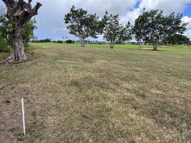 Introducing an extraordinary real estate opportunity in on Makai Golf Club At Princeville in Hawaii - for sale on GolfHomes.com, golf home, golf lot