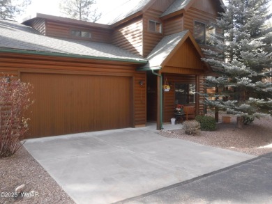 ENJOY THIS GATED COMMUNITY, Detached home 2-story with 1 guest & on Pinetop Lakes Golf and Country Club in Arizona - for sale on GolfHomes.com, golf home, golf lot