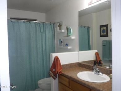 ENJOY THIS GATED COMMUNITY, Detached home 2-story with 1 guest & on Pinetop Lakes Golf and Country Club in Arizona - for sale on GolfHomes.com, golf home, golf lot