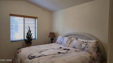 ENJOY THIS GATED COMMUNITY, Detached home 2-story with 1 guest & on Pinetop Lakes Golf and Country Club in Arizona - for sale on GolfHomes.com, golf home, golf lot