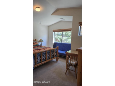 ENJOY THIS GATED COMMUNITY, Detached home 2-story with 1 guest & on Pinetop Lakes Golf and Country Club in Arizona - for sale on GolfHomes.com, golf home, golf lot