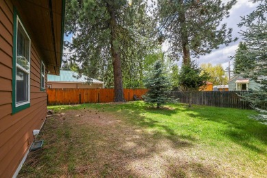 Charming In-Town McCall Retreat with Rustic Flair! Step into the on McCall Municipal Golf Course in Idaho - for sale on GolfHomes.com, golf home, golf lot