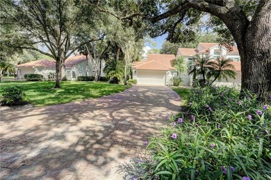 Move right in and start enjoying the fabulous Southwest Florida on Wyndemere Country Club in Florida - for sale on GolfHomes.com, golf home, golf lot