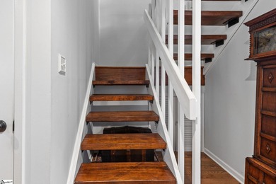 Welcome to your next chapter at 147 Ingleoak Ln, a beautifully on Crosswinds Golf Course in South Carolina - for sale on GolfHomes.com, golf home, golf lot