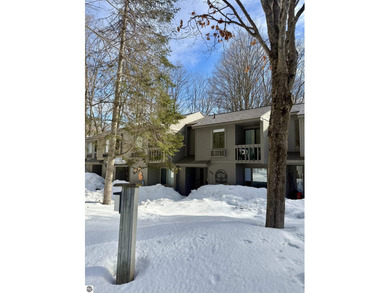 Beautifully updated 3BR/2BA condo sold fully furnished on  in Michigan - for sale on GolfHomes.com, golf home, golf lot