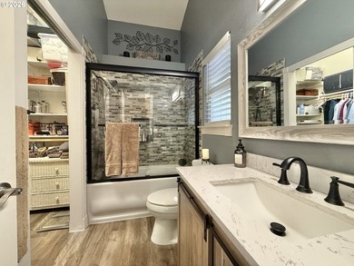 Discover comfort and the convenience of single level living with on Orchard Hills Country Club in Washington - for sale on GolfHomes.com, golf home, golf lot