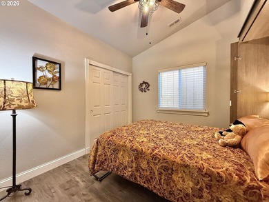 Discover comfort and the convenience of single level living with on Orchard Hills Country Club in Washington - for sale on GolfHomes.com, golf home, golf lot