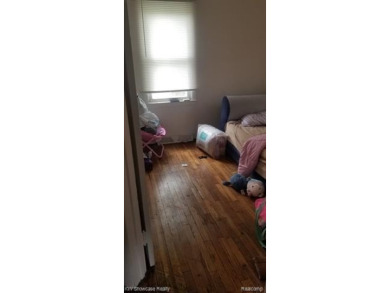 Great Starter Home or Attention Investors, Immediate Potential on The Links At Crystal Lake in Michigan - for sale on GolfHomes.com, golf home, golf lot