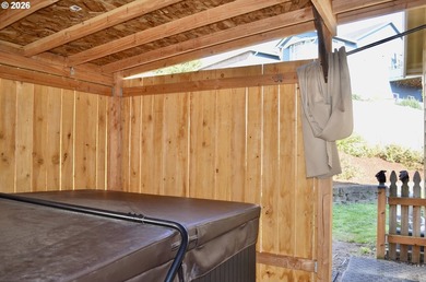 Discover comfort and the convenience of single level living with on Orchard Hills Country Club in Washington - for sale on GolfHomes.com, golf home, golf lot