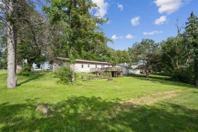 The lake area home you've been waiting for! This Twin View on Lake McBride Golf Course in Iowa - for sale on GolfHomes.com, golf home, golf lot