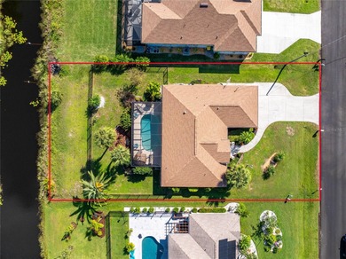 Wow - WHAT A GREAT PRICE ON THIS 3 BEDROOM/2.5 BATH/2 CAR GARAGE on Pinemoor West Golf Club in Florida - for sale on GolfHomes.com, golf home, golf lot