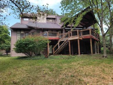 This spacious, nearly 4,700 sq ft house is located in a quiet on Alvamar Orchards in Kansas - for sale on GolfHomes.com, golf home, golf lot