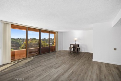 THE LOWEST PRICE *G* UNIT CURRENTLY AVAILABLE AT THE TOWERS on Leisure Village Par 3 Golf Course in California - for sale on GolfHomes.com, golf home, golf lot