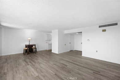 THE LOWEST PRICE *G* UNIT CURRENTLY AVAILABLE AT THE TOWERS on Leisure Village Par 3 Golf Course in California - for sale on GolfHomes.com, golf home, golf lot