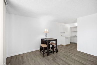 THE LOWEST PRICE *G* UNIT CURRENTLY AVAILABLE AT THE TOWERS on Leisure Village Par 3 Golf Course in California - for sale on GolfHomes.com, golf home, golf lot