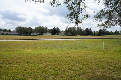 Original snow bird owners in this 2001 attached condo located in on Scepter Golf Club in Florida - for sale on GolfHomes.com, golf home, golf lot