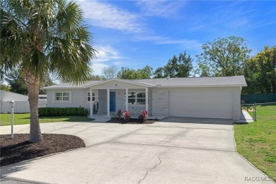 One or more photo(s) has been virtually staged.  Discover the on Brentwood Farms Golf Club in Florida - for sale on GolfHomes.com, golf home, golf lot
