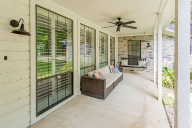 PRICED WELL BELOW APPRAISAL VALUE!! Beautiful 3, 2, 2 plus on Hide-A-Way Lake Golf Course in Texas - for sale on GolfHomes.com, golf home, golf lot