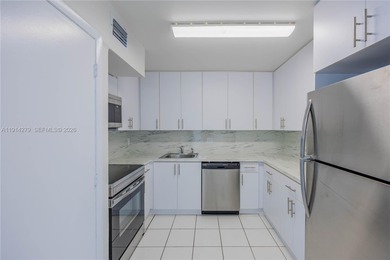 Beautiful 2-bedroom, 2-bath residence on the 8th floor with on Inverrary Country Club in Florida - for sale on GolfHomes.com, golf home, golf lot