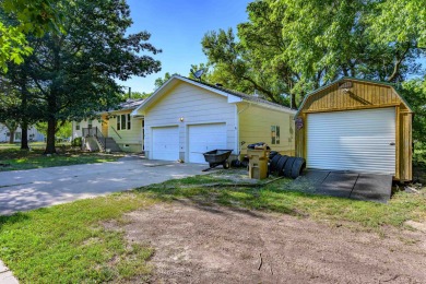 Welcome home to this fantastic well-built home nestled in the on Peabody Golf Course in Kansas - for sale on GolfHomes.com, golf home, golf lot