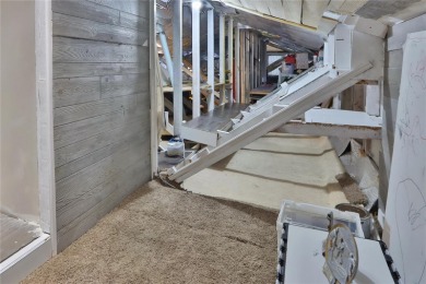 Elegant Villa in the Prestigious Cypress Run Golf Community
 on Cypress Run Golf Club  in Florida - for sale on GolfHomes.com, golf home, golf lot